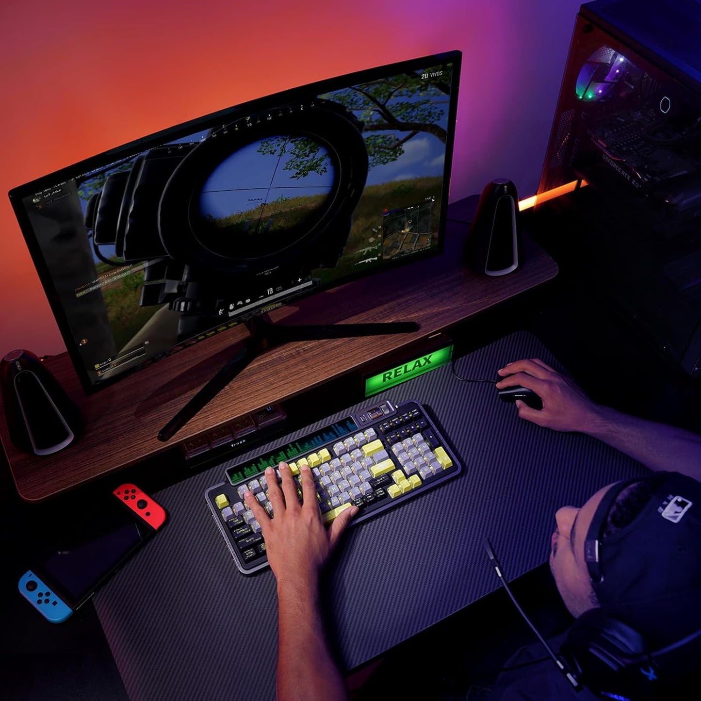 ⌨Wireless Mechanical Keyboard with RGB LED Matrix Panel