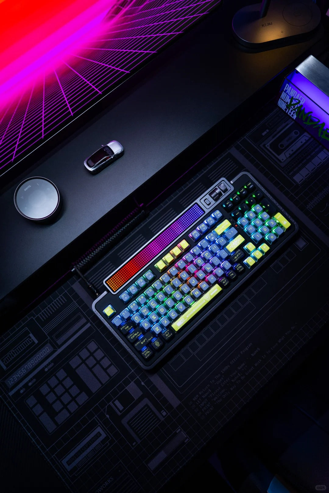 ⌨Wireless Mechanical Keyboard with RGB LED Matrix Panel