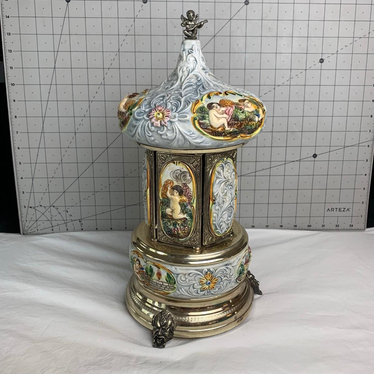Reuge Musical Carousel, Vintage Cigar, Cigarette or Lipstick Ride