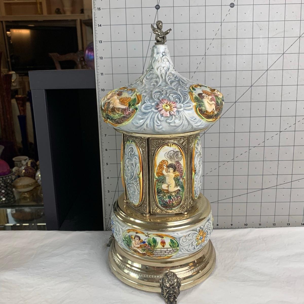 Reuge Musical Carousel, Vintage Cigar, Cigarette or Lipstick Ride