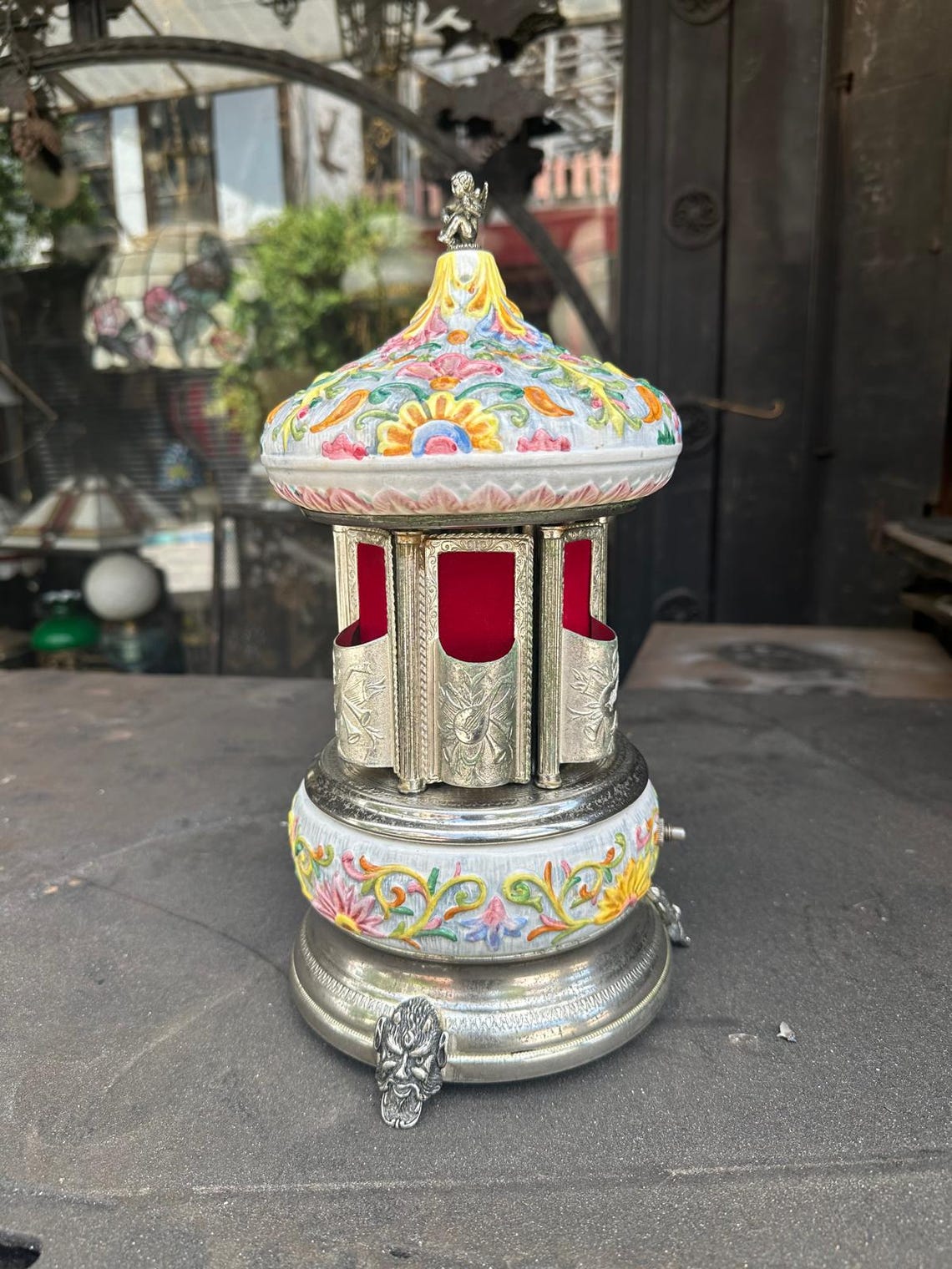 Reuge Musical Carousel, Vintage Cigar, Cigarette or Lipstick Ride
